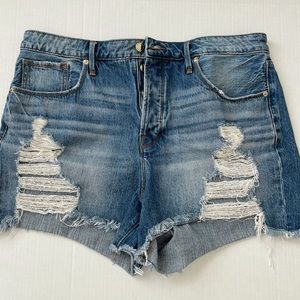 GOOD AMERICAN High Waist Denim Shorts